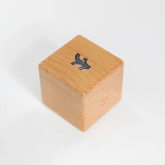 Kiri Cube